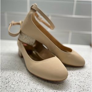 Tan GB girls Dress Shoes